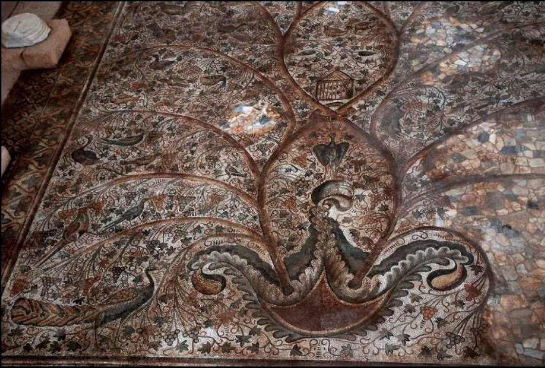 <b>Мозаика
в базилике Юстиниана, Сабрата (Ливия), 6 в.</b>