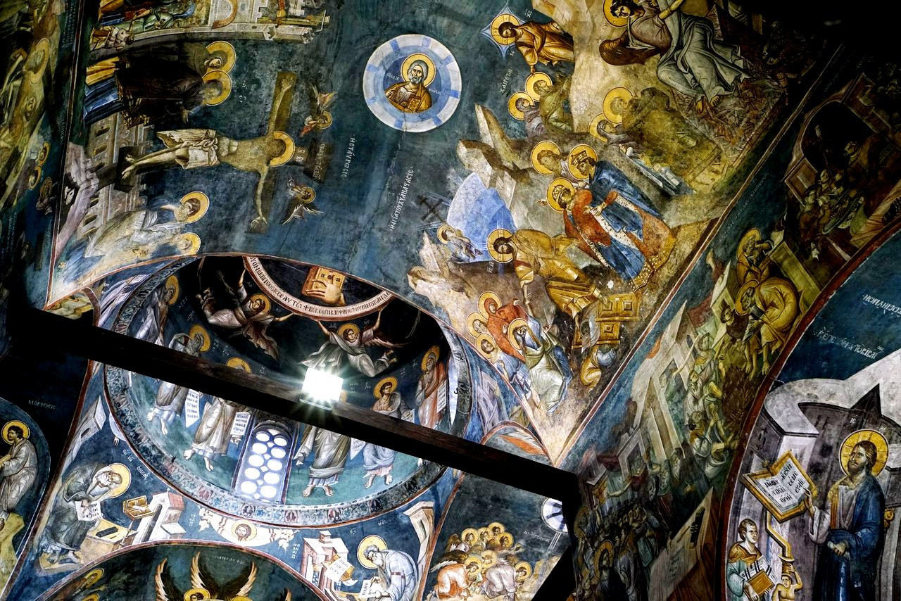 <b>Храм Богородицы Перивлепты в Охриде, 1295 г.</b>